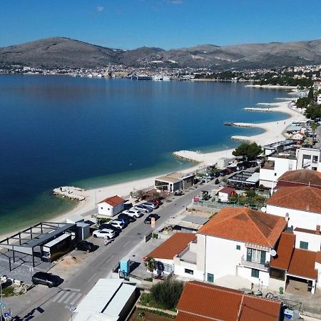 Apartments Anna Trogir Exterior photo
