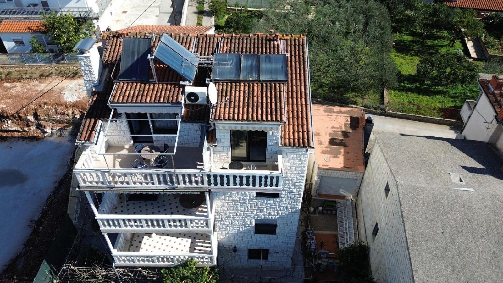 Apartments Anna Trogir Exterior photo