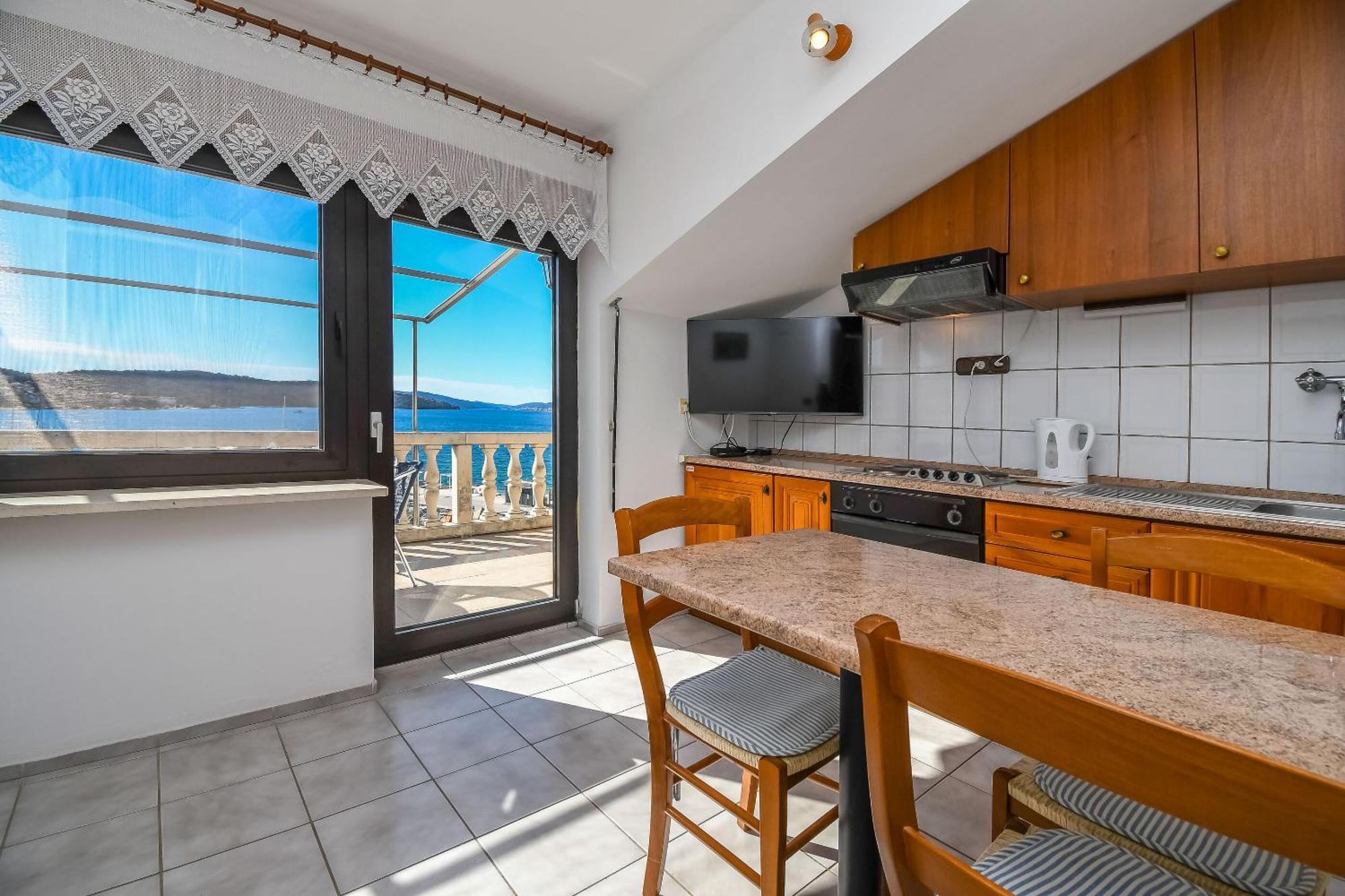 Apartments Anna Trogir Exterior photo